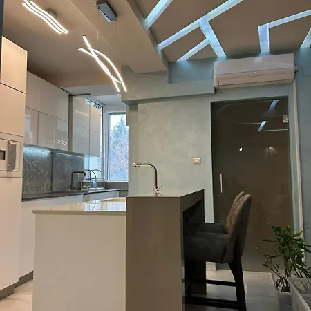 Luxury 2 Bedrooms, Near Center & East Gate Mall Apartamento